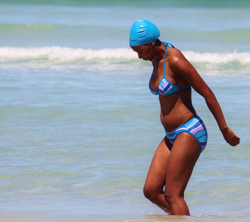 black girl on bikinis